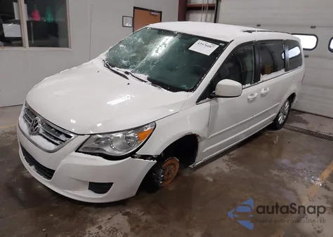 2012 Volkswagen Routan Se z USA, uszkodzony, nr VIN 2C4RVABG2CR355688